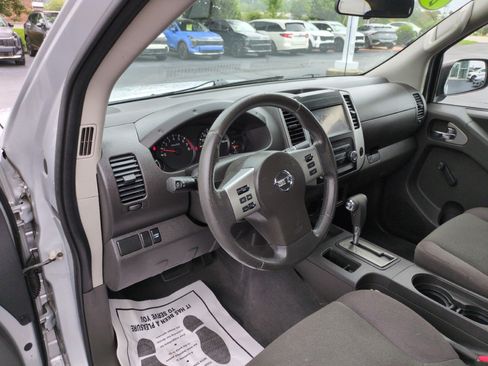 Used 2019 Nissan Frontier S RWD image 15