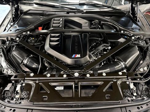 Used 2026 BMW M2 w/ Lighting Package RWD image 31
