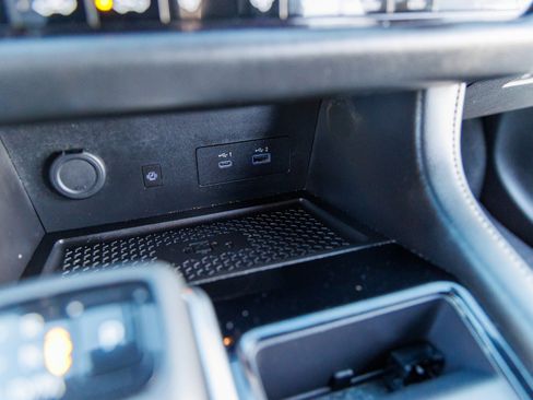 Used 2023 Nissan Pathfinder SL w/ Lighting Package (N92) image 33