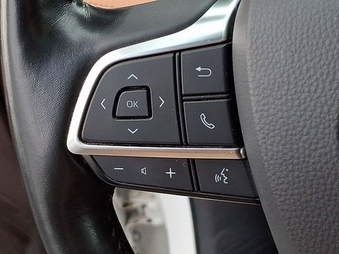 Used 2021 Toyota Highlander Platinum FWD image 22