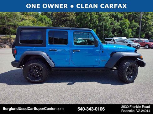 Used 2023 Jeep Wrangler Unlimited w/ Cold Weather Group AWD/4WD image 3