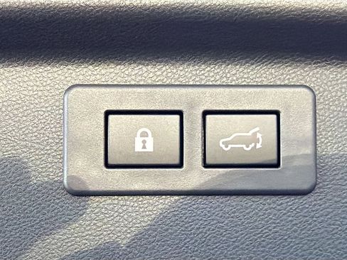 Certified 2023 Subaru Forester Premium image 13