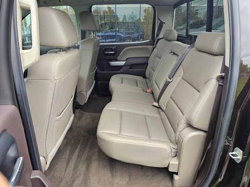 Used 2018 Chevrolet Silverado 3500 LTZ AWD/4WD image 16