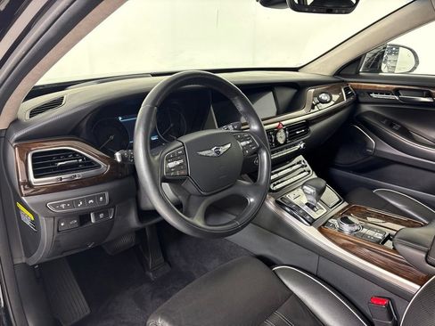 Used 2018 Genesis G90 3.3T Premium RWD image 16