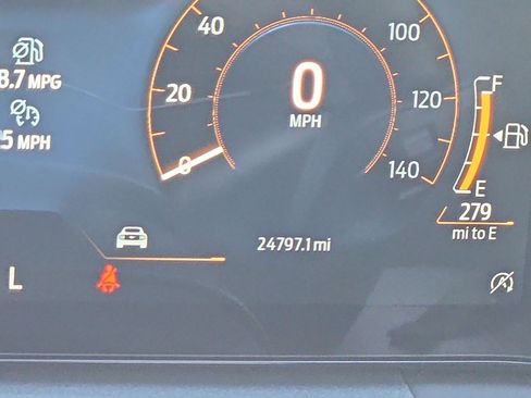 Used 2025 Ford Mustang Premium image 22