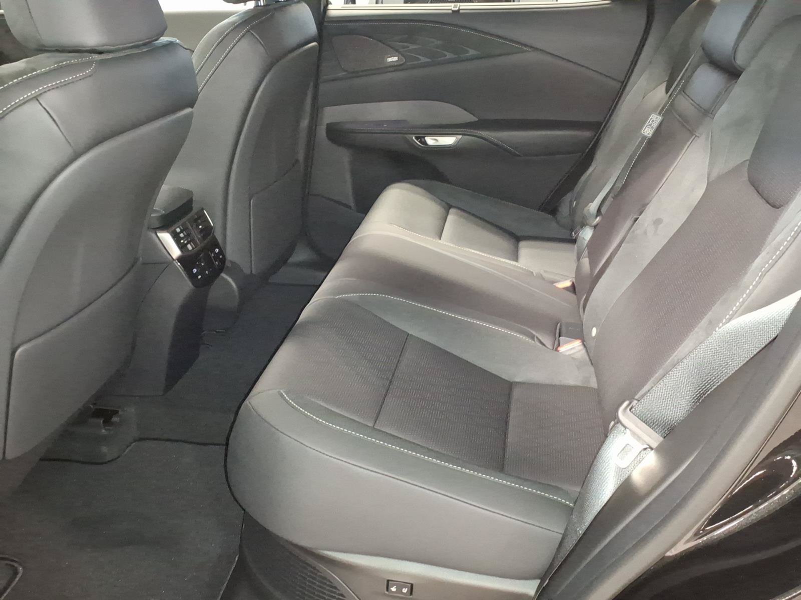 New 2026 Lexus RX 350h AWD/4WD image 12