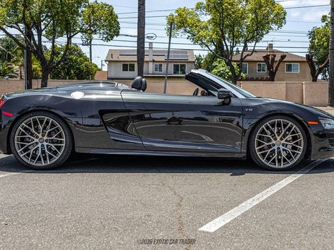 Used 2014 Audi R8 V10 w/ Full Leather Package AWD/4WD image 9
