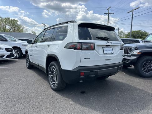 New 2026 Jeep Cherokee Laredo AWD/4WD image 21