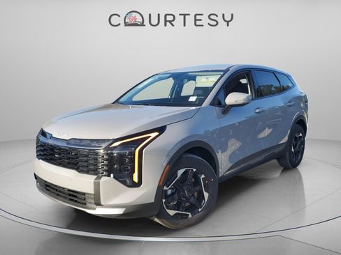 New 2026 Kia Sportage S image 1