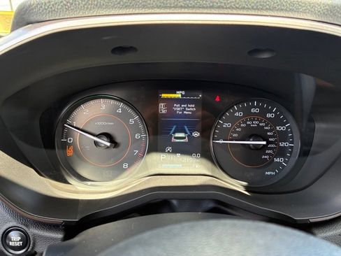 Used 2023 Subaru Crosstrek 2.0i Premium AWD/4WD image 34