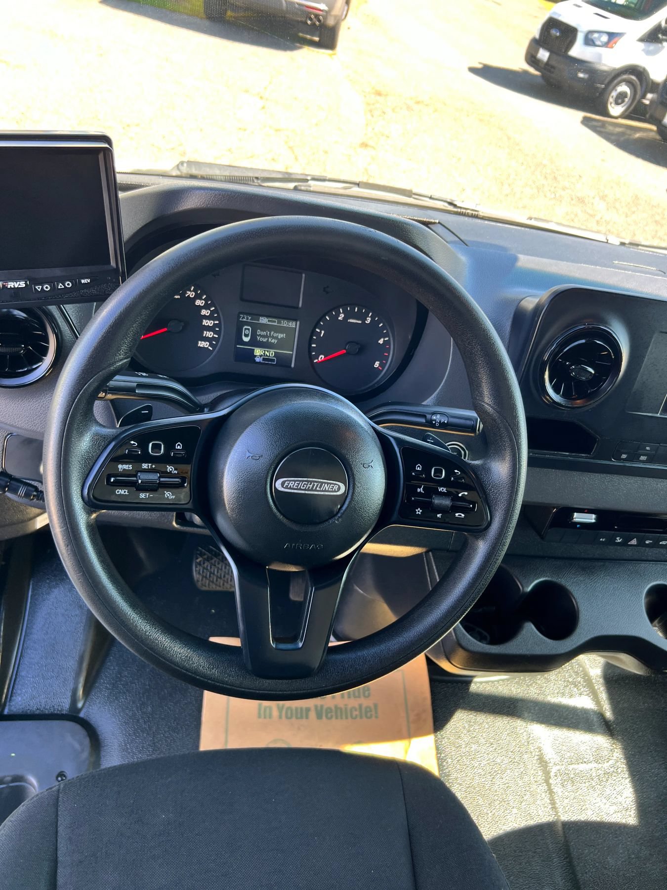 Used 2019 Freightliner Sprinter 3500 w/ Premium Package RWD image 13
