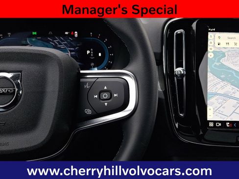 Certified 2025 Volvo XC40 B5 Plus w/ Protection Package Premier image 24