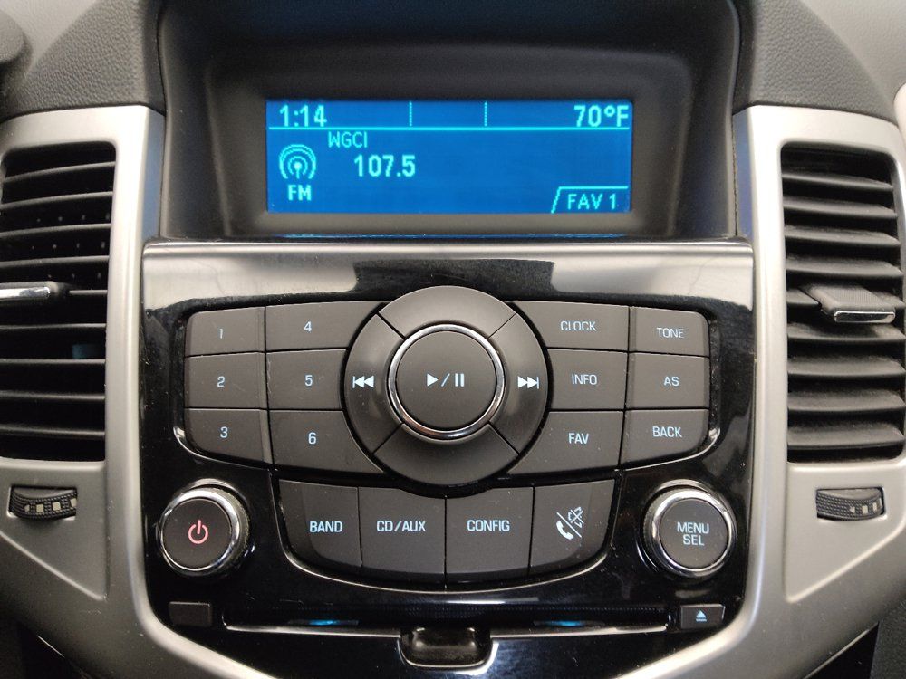 Used 2014 Chevrolet Cruze LS FWD image 25