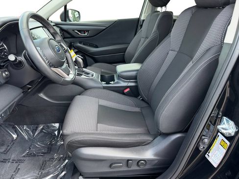 Used 2024 Subaru Outback Premium AWD/4WD image 16
