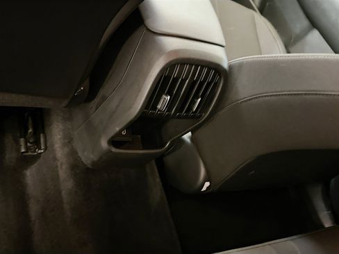 Used 2025 Hyundai Kona SEL image 28