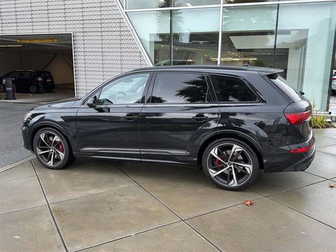 Used 2023 Audi SQ7 Premium Plus w/ Executive Package image 9