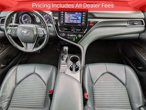 Used 2024 Toyota Camry SE w/ Convenience Package FWD image 15