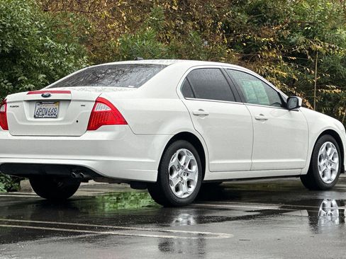 Used 2011 Ford Fusion SE w/ 201A Rapid Spec Order Code image 4