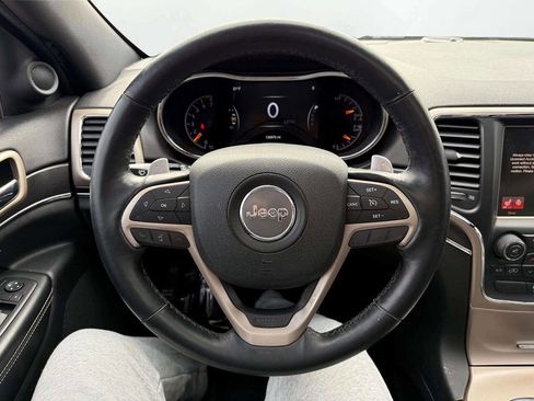 Used 2014 Jeep Grand Cherokee Limited image 17