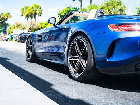 Used 2018 Mercedes-Benz AMG GT C image 10