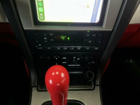 Used 2002 Ford Thunderbird RWD image 21