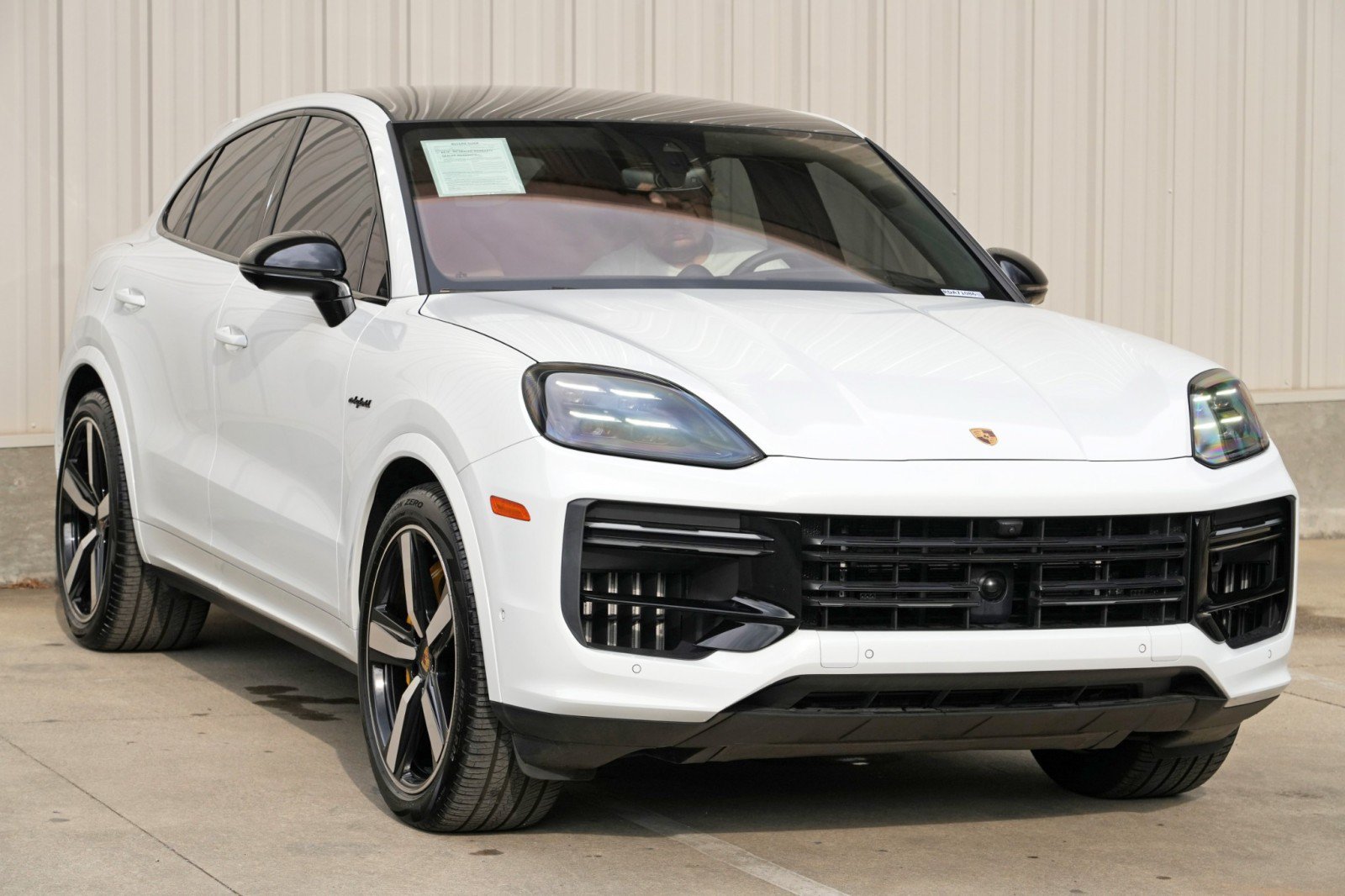 Used 2024 Porsche Cayenne Turbo AWD/4WD image 62
