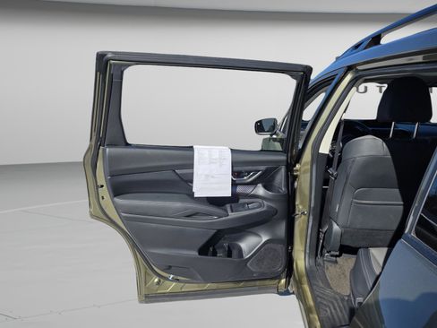 Used 2022 Subaru Ascent Onyx Edition image 17