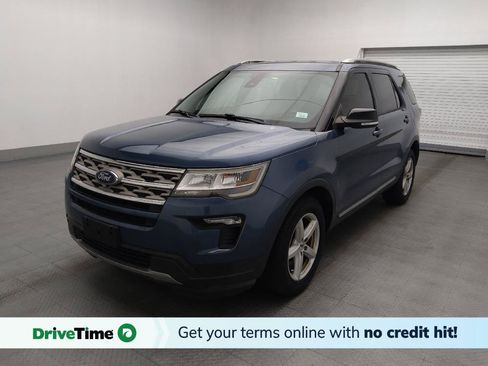 Used 2018 Ford Explorer XLT w/ Equipment Group 202A FWD image 1