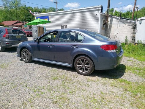 Used 2014 Subaru Legacy 2.5i Premium AWD/4WD image 6
