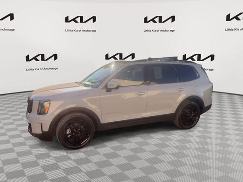 Certified 2025 Kia Telluride SX X-Line AWD/4WD image 4