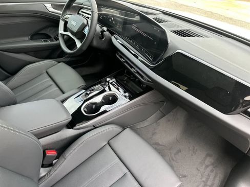 New 2026 Audi A6 Premium Plus AWD/4WD image 15