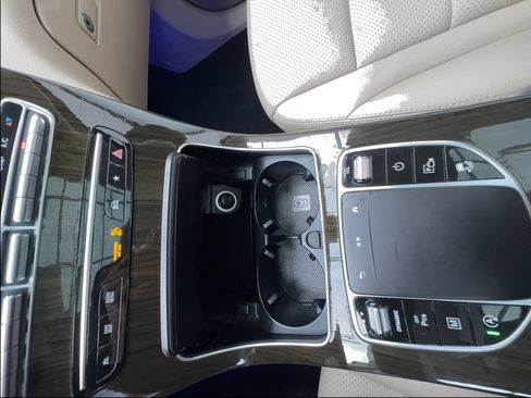 Used 2021 Mercedes-Benz GLC 300 image 41
