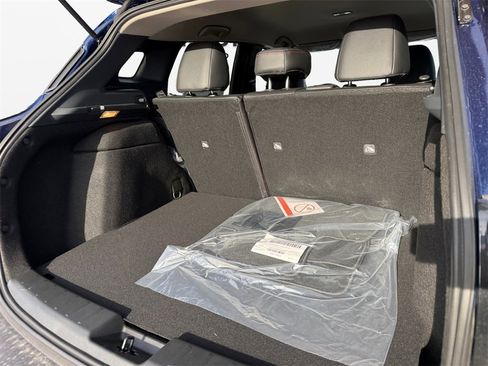 New 2026 Nissan Kicks SR w/ Cold Weather Package image 18