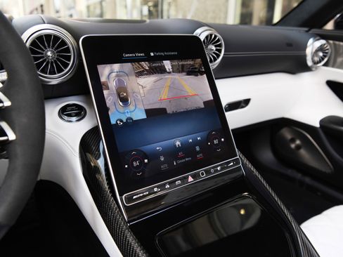 Used 2024 Mercedes-Benz SL 63 AMG 4MATIC image 15