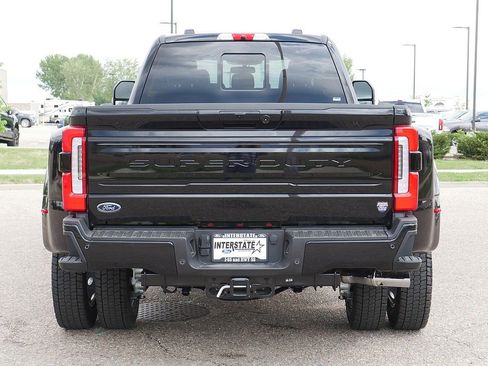 New 2026 Ford F450 Platinum w/ FX4 Off-Road Package AWD/4WD image 4