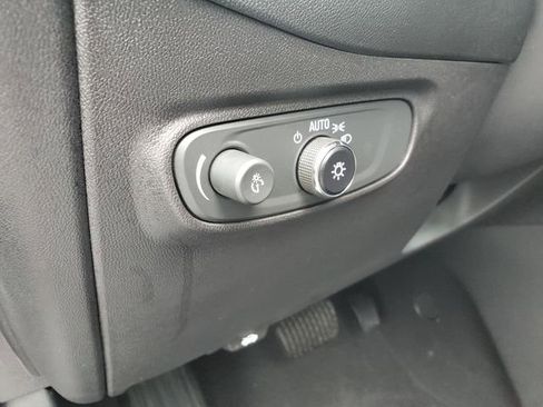 Certified 2023 Chevrolet Equinox RS w/ LPO, Floor Liner Package image 24