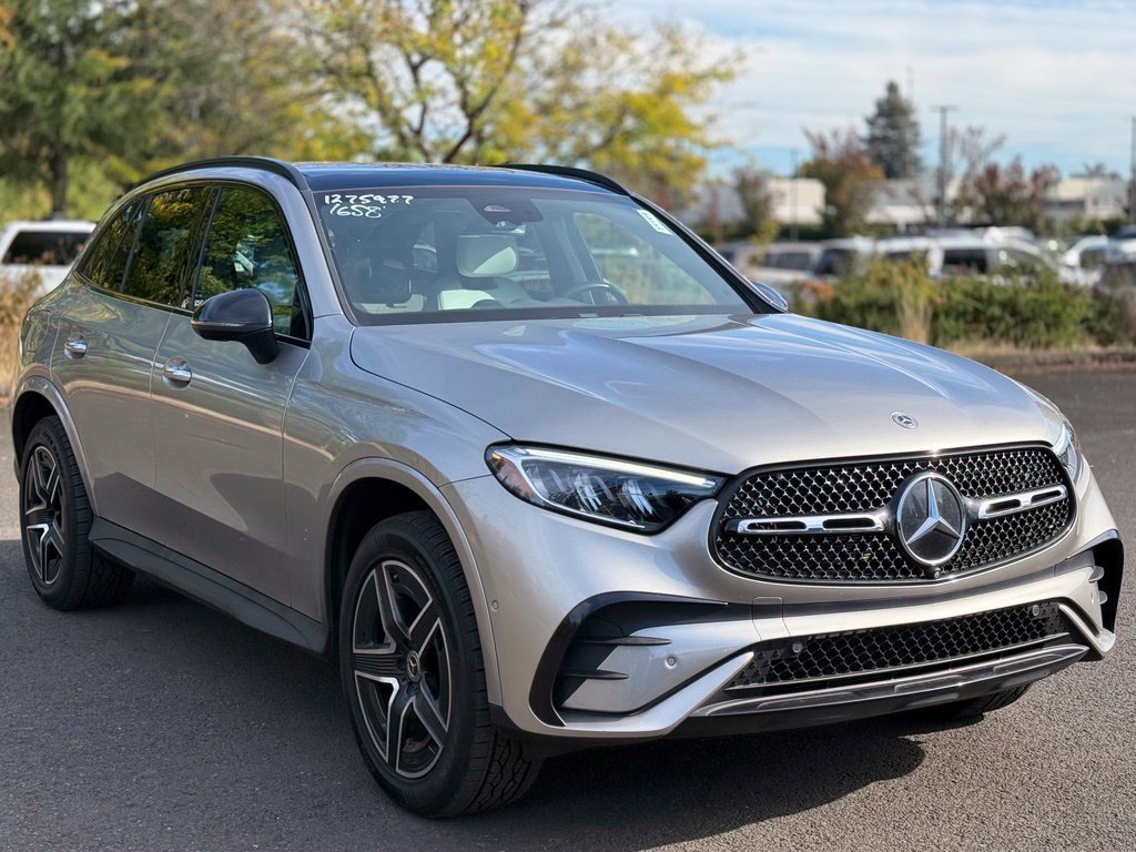 Used 2023 Mercedes-Benz GLC 300 4MATIC image 7