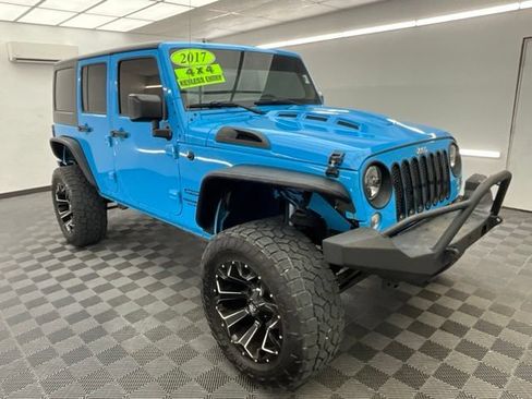 Used 2017 Jeep Wrangler Unlimited Sport w/ Quick Order Package 24S AWD/4WD image 3