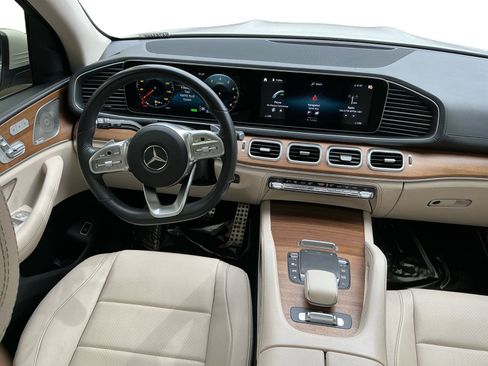 Used 2022 Mercedes-Benz GLS 450 4MATIC w/ AMG Line Exterior image 14