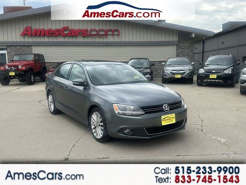 Used 2013 Volkswagen Jetta TDI FWD image 1