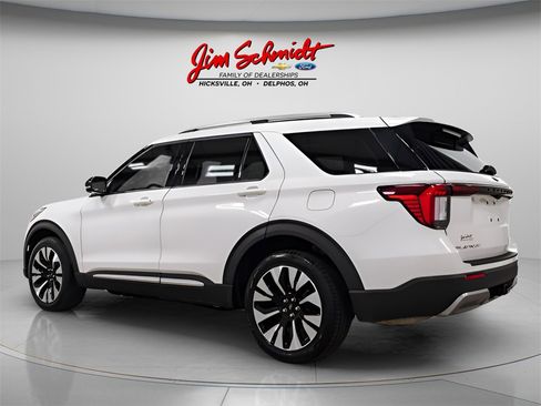 Used 2025 Ford Explorer Platinum w/ LUX Leather Package image 4