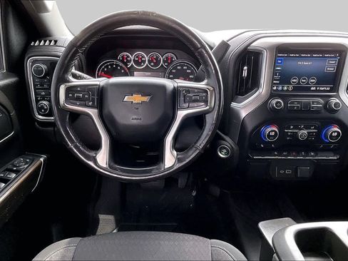 Used 2021 Chevrolet Silverado 1500 LT AWD/4WD image 6