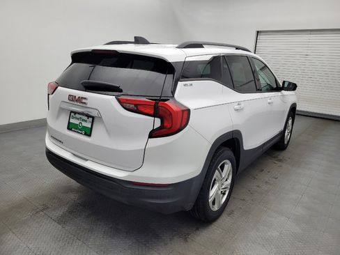 Used 2018 GMC Terrain SLE w/ Driver Convenience Package image 9