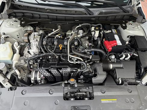 Used 2023 Nissan Altima 2.5 S FWD image 18
