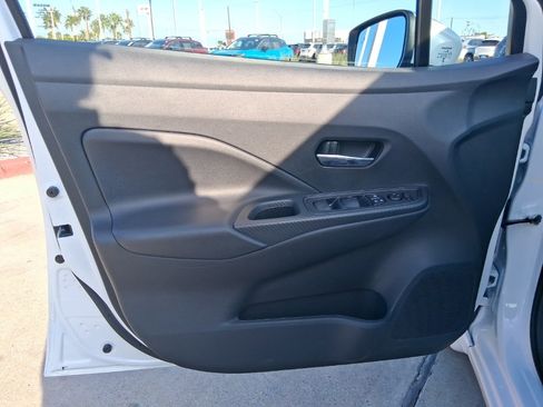 New 2025 Nissan Versa SV w/ Trunk Package image 19