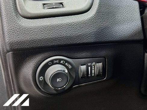 Used 2019 Jeep Compass Trailhawk AWD/4WD image 10