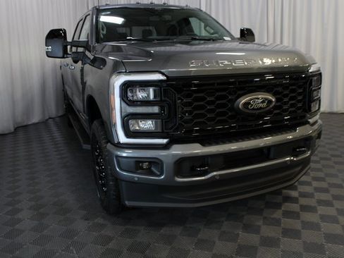 New 2025 Ford F350 Lariat w/ Lariat Ultimate Package image 36