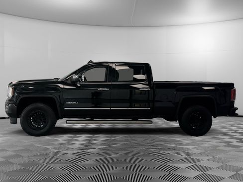 Used 2017 GMC Sierra 1500 Denali w/ Denali Ultimate Package AWD/4WD image 5
