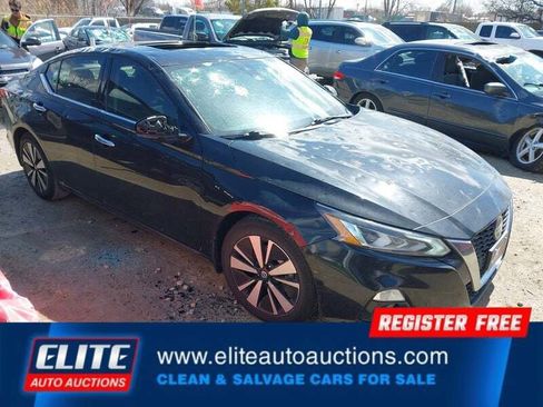 Used 2021 Nissan Altima 2.5 SL FWD image 2