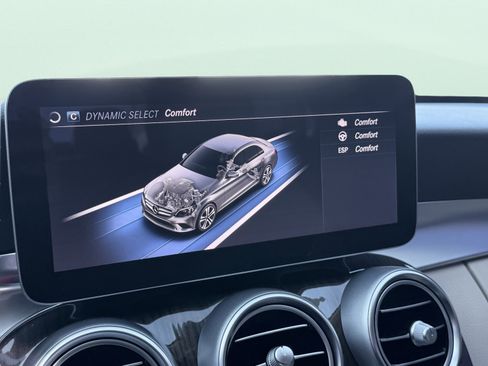 Used 2021 Mercedes-Benz C 300 Sedan image 46